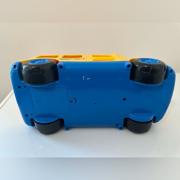 FISHER PRICE YELLOW SCHOOL BUS with Moveable Eyes Tested Works - Picture 7 of 7